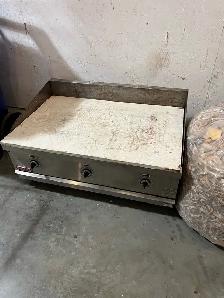Vulcan 3 burner electric commercial grill - Photo 8