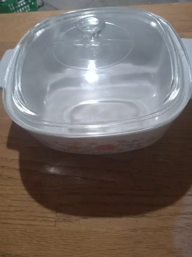 PYREX CORNING WARE WITH ORANGE POPPIES FLOWERS AND VARIOUS CLEAR