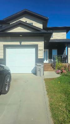 Nice 5 bedroom and 3.5 bathrooms for long-term rent in Lakeland