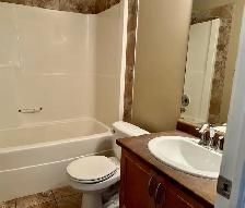Nice 5 bedroom and 3.5 bathrooms for long-term rent in Lakeland - Photo 17