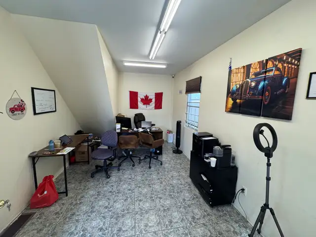 CAR DEALERSHIP OFFICE & LOT FOR RENT – OSHAWA Omvic approved