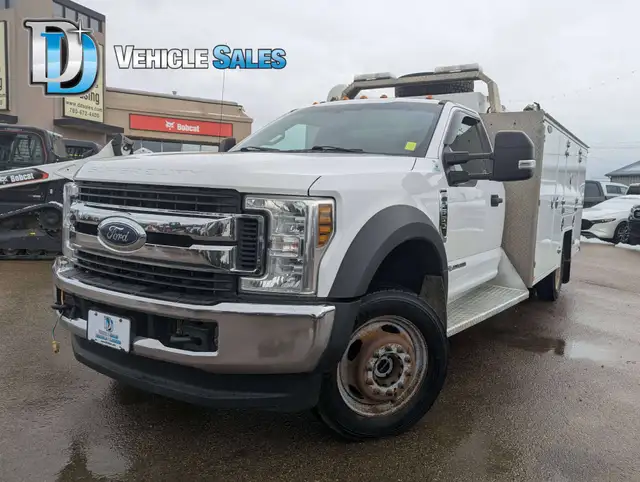 2018 Ford F-550 XLT 6.7L V8 Diesel/Service Body/Dually