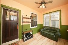 1 1/2 STOREY HOME W/ A FULL BASEMENT & GARAGE - Photo 3