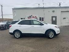 2021 Chevrolet Equinox LS - Photo 2