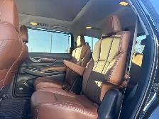 2023 Subaru Ascent Premier - Photo 9