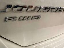 2017 Dodge Journey Crossroad - Photo 10