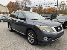2014 NISSAN Pathfinder 7 Passagers | Camera | Mags