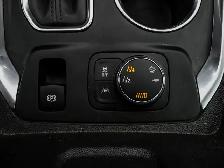 2019 Chevrolet Traverse Premier Redline Edition AWD 3.6L 7 - Photo 32