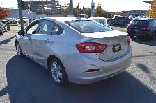 2016 Chevrolet Cruze LT - Photo 3