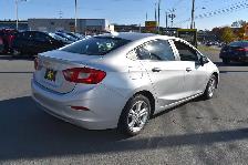 2016 Chevrolet Cruze LT - Photo 4