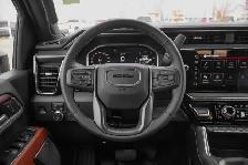 2026 GMC Sierra 3500HD Denali Ultimate - Photo 20