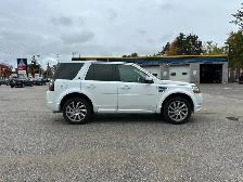 2015 LAND ROVER LR2  LOW KM  4X4  MUST SEE - Photo 6