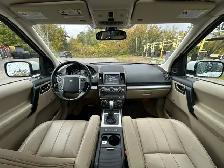 2015 LAND ROVER LR2  LOW KM  4X4  MUST SEE - Photo 13