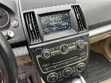 2015 LAND ROVER LR2  LOW KM  4X4  MUST SEE - Photo 18