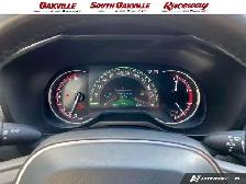 2024 Toyota RAV4 XLE | AWD | CLEAN CARFAX | NO ACCIDENTS | 1 OWN - Photo 15