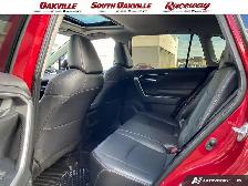 2024 Toyota RAV4 XLE | AWD | CLEAN CARFAX | NO ACCIDENTS | 1 OWN - Photo 23