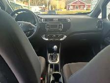 2017 Kia Rio - Photo 9