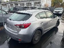 2015 Mazda MAZDA3 GX SAFETY INCLUDED, 1Y WARRANTY ENG & TRAN - Photo 4