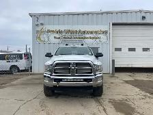 2016 Ram 2500 SLT Crew Cab 6.4L V8 | No Reported Accidents | Com - Photo 2