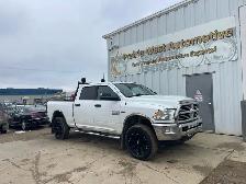 2016 Ram 2500 SLT Crew Cab 6.4L V8 | No Reported Accidents | Com - Photo 3