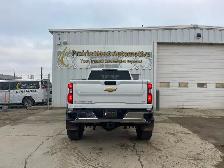 2022 Chevrolet Silverado 3500HD LT Crew Cab 6.6L V8 Diesel | Com - Photo 6