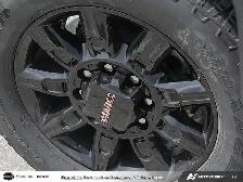 2026 GMC Sierra 2500HD AT4 Crew Cab Standard Box 4-Wheel Drive A - Photo 8