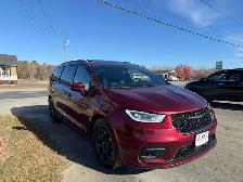 2022 Chrysler Pacifica Limited - Photo 9