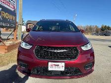 2022 Chrysler Pacifica Limited - Photo 10