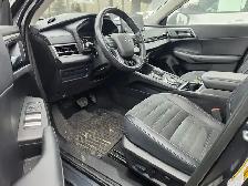 2024 Mitsubishi Outlander - Photo 7