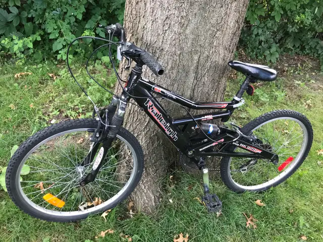 Raleigh Tora Mountain bike 24" / vélo de montagne