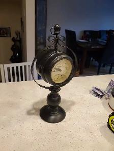 beautiful double-sided clock - Photo 6