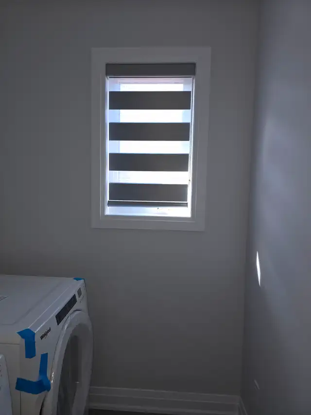 Solar Shades – Cordless Operation