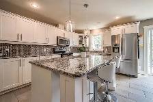 Spacious 4-Bedroom, 3.5-Bath Semi-Detached Home | Rockingham Sou - Photo 4