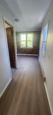 Riverside 1 Bed   Den | Cambridge Apartment | $1,795 all-in - Photo 6