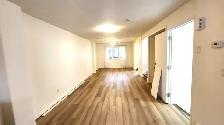 BEAUTIFUL DUPLEX IN BALWIN - Photo 3