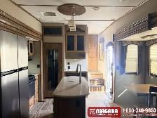2018 KEYSTONE LAREDO 325RL Fifth Wheel - Photo 3