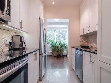Lux Furnished Condo for Rent Steps to central Montreal to Mar 1 - Photo 2