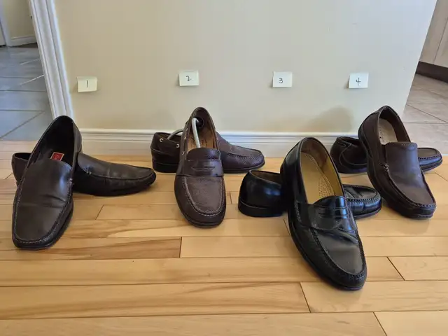 4 paires de chaussures de qualité, en cuir genre 'loafers' gr 11