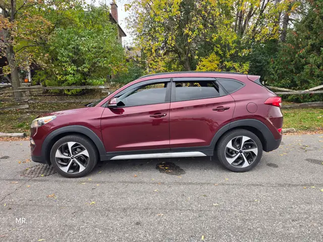 2017 Hyundai Tucson AWD 4dr 2.0L SE