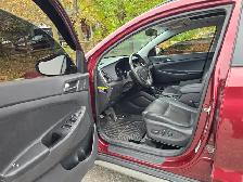 2017 Hyundai Tucson AWD 4dr 2.0L SE - Photo 12
