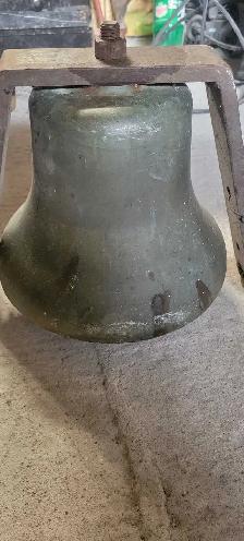 Authentic 12' patina brass bell with original knocker - Photo 2