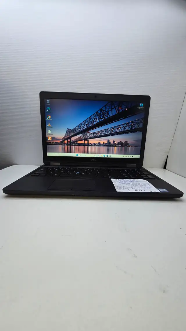 Dell Latitude 5590 15.6' i5-8250U 8Go 256Go SSD Win11 Pro 250$