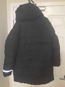 $450 Helly Hansen lrg womens warm Coat - Photo 2