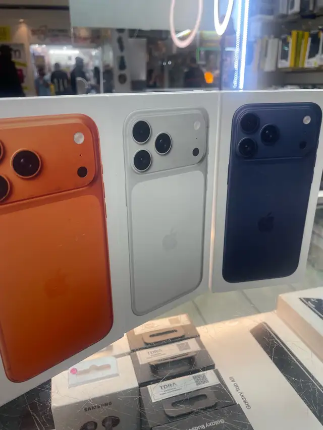 iPhone 17 pro max brand new sealed box