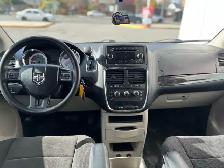 2012 Dodge Grand Caravan SXT-WHEELCHAIR ACCESSIBLE VAN-WARRANTY - Photo 17