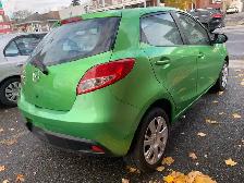 113000 KM mazda2 GX auto full aucune rouille - Photo 3