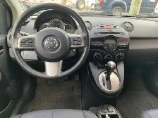113000 KM mazda2 GX auto full aucune rouille - Photo 7