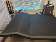 Queen adjustable power bed and bed frame - Photo 4