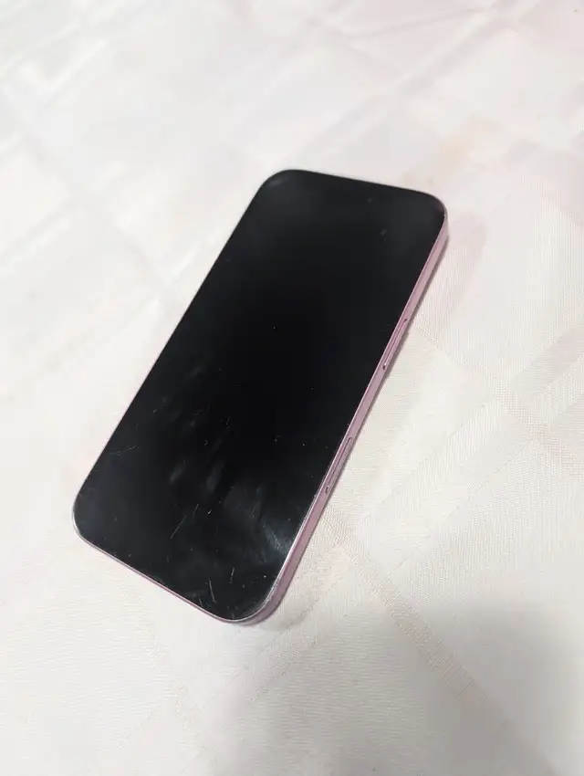 iPhone 16