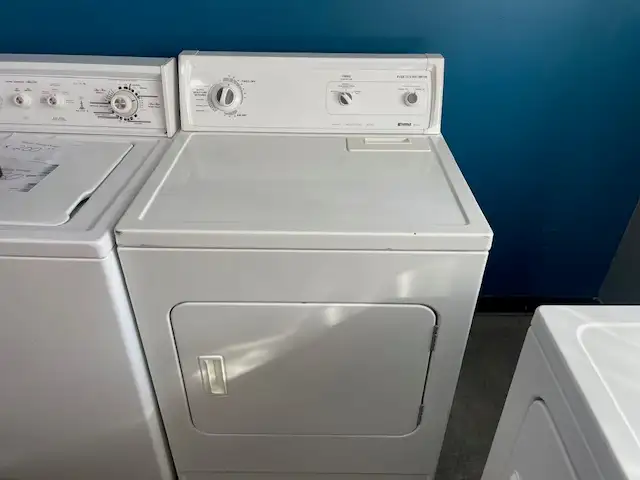 Sécheuse seule traditionnelle blanche Kenmore
